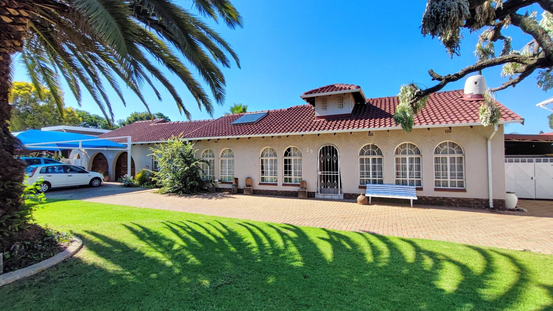 4 Bedroom House for sale in Brackenhurst P24113999571