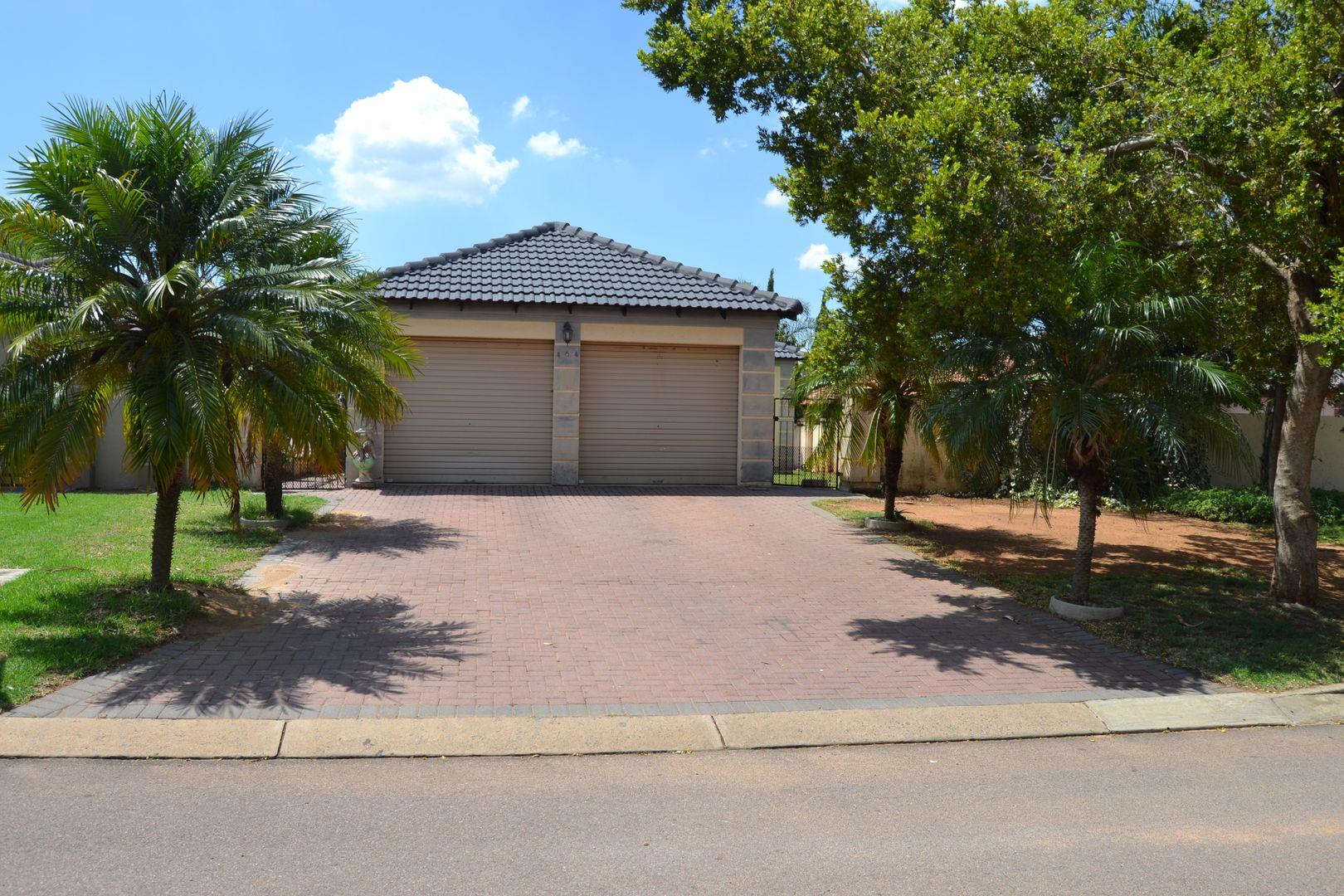 Thatchfield Estate Property Houses for sale in Thatchfield Estate