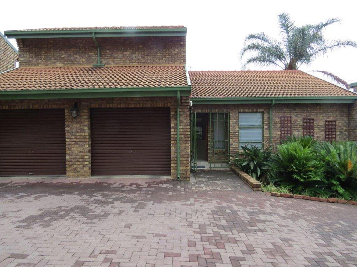 Constantia Park Property Houses to rent in Constantia Park