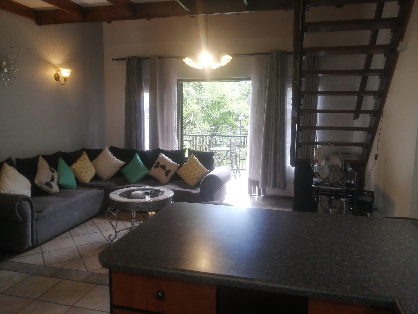 3 Bedroom Townhouse to rent in Sharonlea 681 Suikerbossie St P24