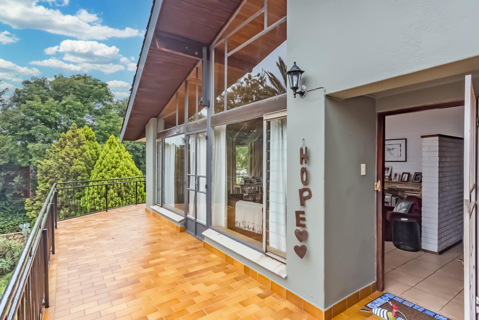 4 Bedroom House for sale in Horison Park P24114002818