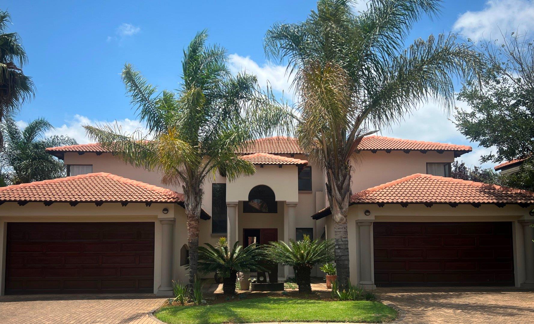 5 Bedroom House for sale in Ruimsig 306 Ruimsig Golf Estate, Peter Rd