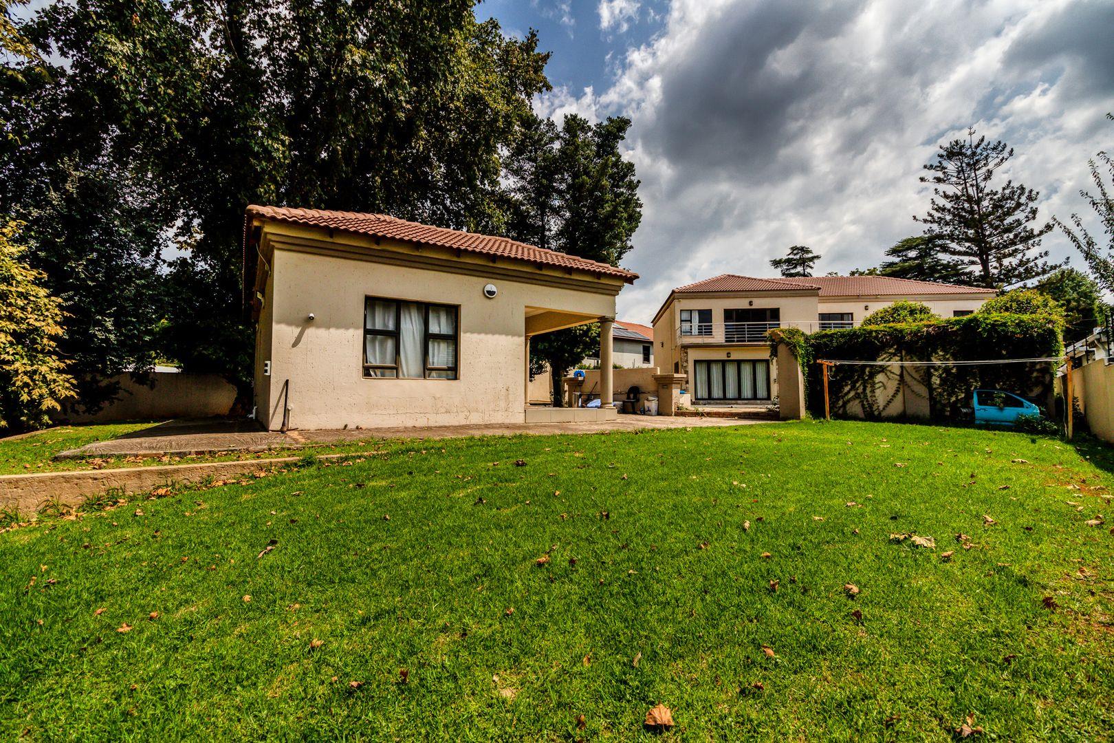 4 Bedroom House for sale in Atholl P24114003569