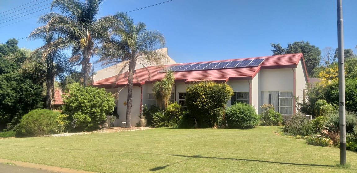 4 Bedroom House for sale in Overkruin P24114004625