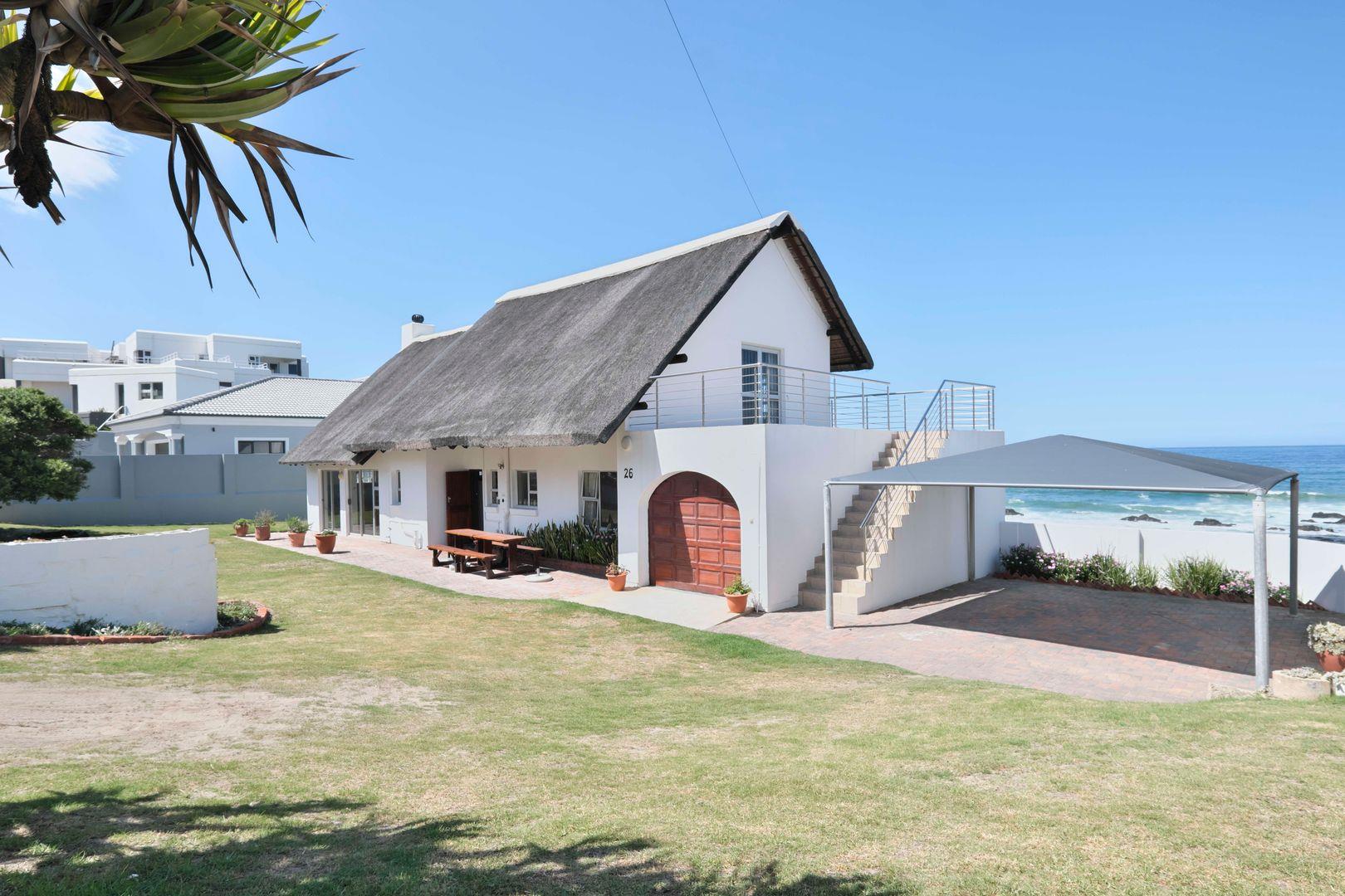 3 Bedroom House for sale in Beachview P24114004797