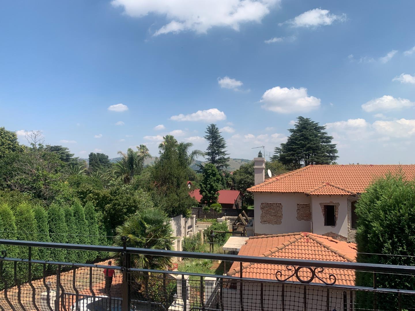 5 Bedroom House for sale in Bedfordview 4a Allen Road P24114005150