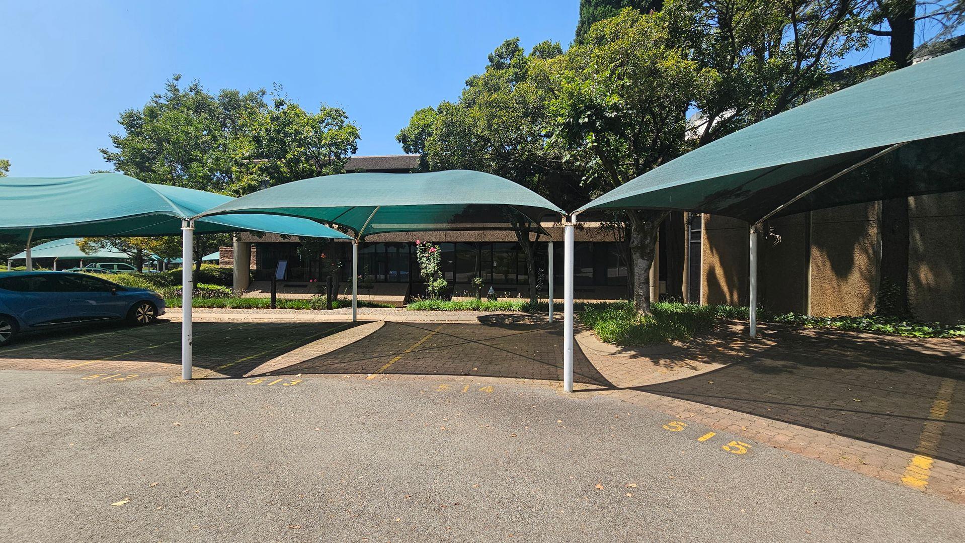 Industrial property to rent in Isando P24114005154