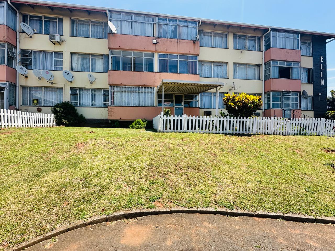 Montclair, Durban Property Property and houses for sale in Montclair