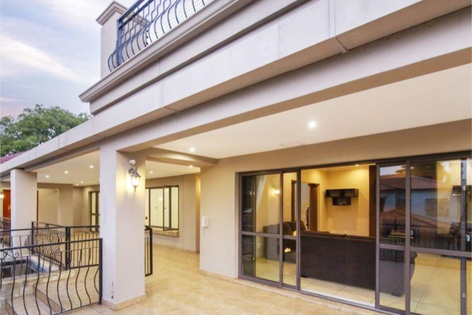 5 Bedroom House for sale in Bedfordview 4a Allen Road P24114005421