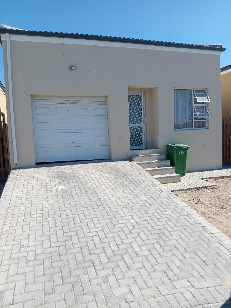 Saldanha Central Property Property and houses to rent in Saldanha