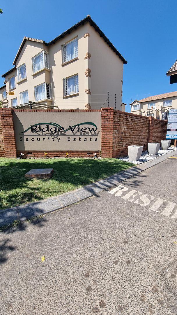 2 Bedroom Apartment / flat for sale in Reyno Ridge 4.67 Ridge View