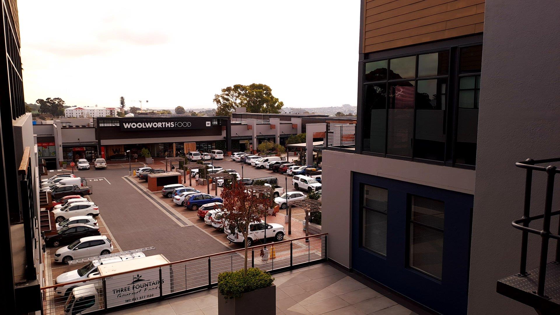 Commercial property to rent in Durbanville Central 1 Oxford Street