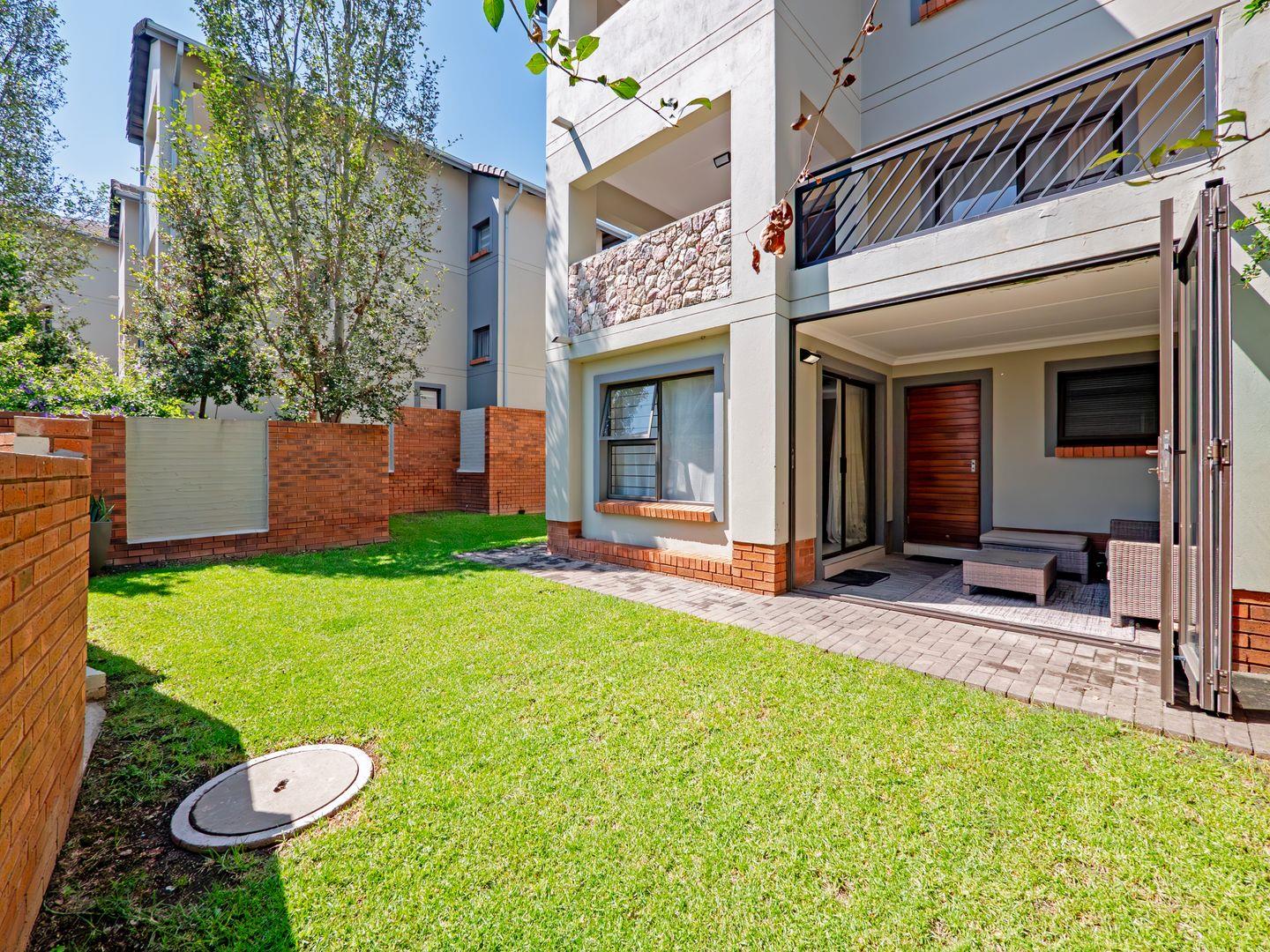 3 Bedroom Townhouse for sale in Kyalami Hills P24114008677