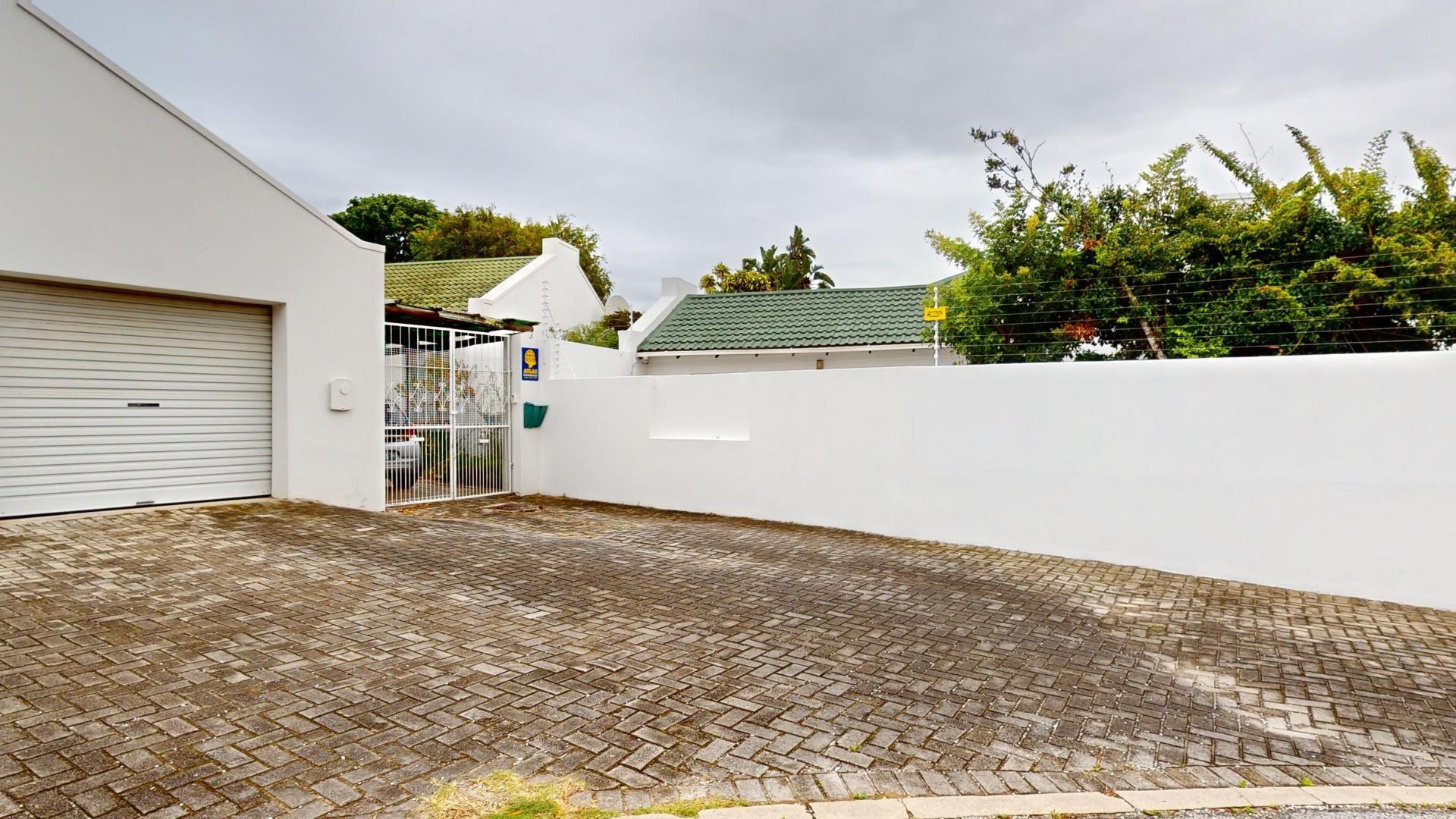 Miramar Property Houses for sale in Miramar