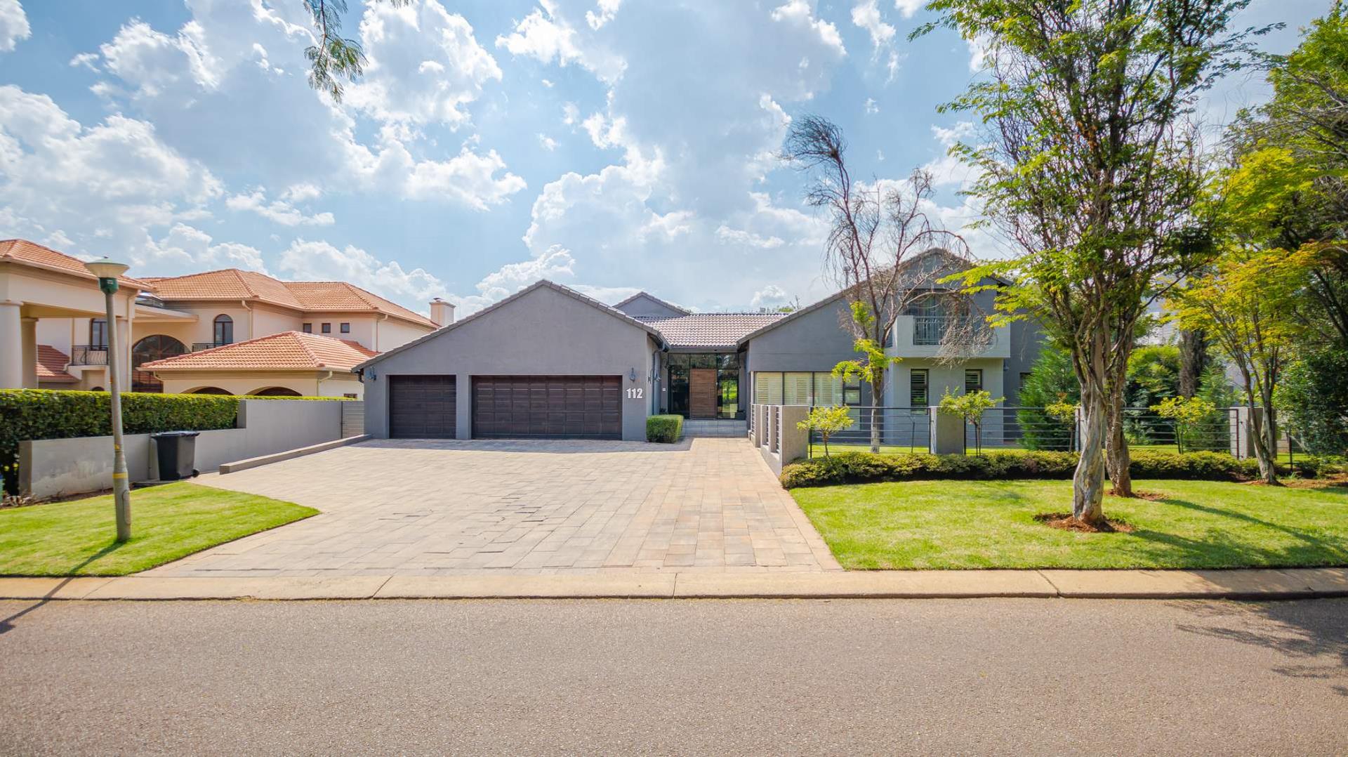 5 Bedroom House for sale in Woodhill Golf Estate 122 Glendower Street