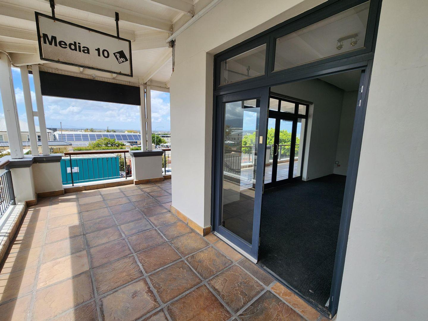 Commercial property to rent in Westlake P24114011219