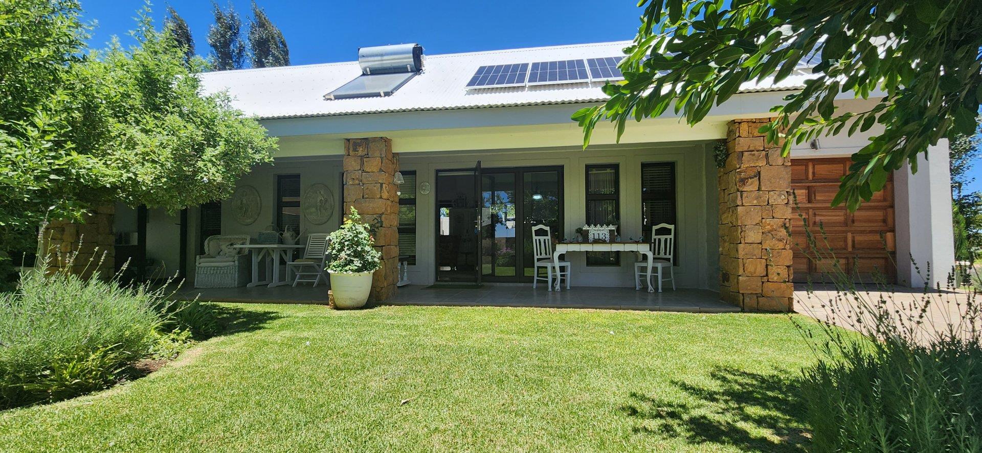 2 Bedroom House for sale in Upington Rural Belle Rio,113 Victorialaan