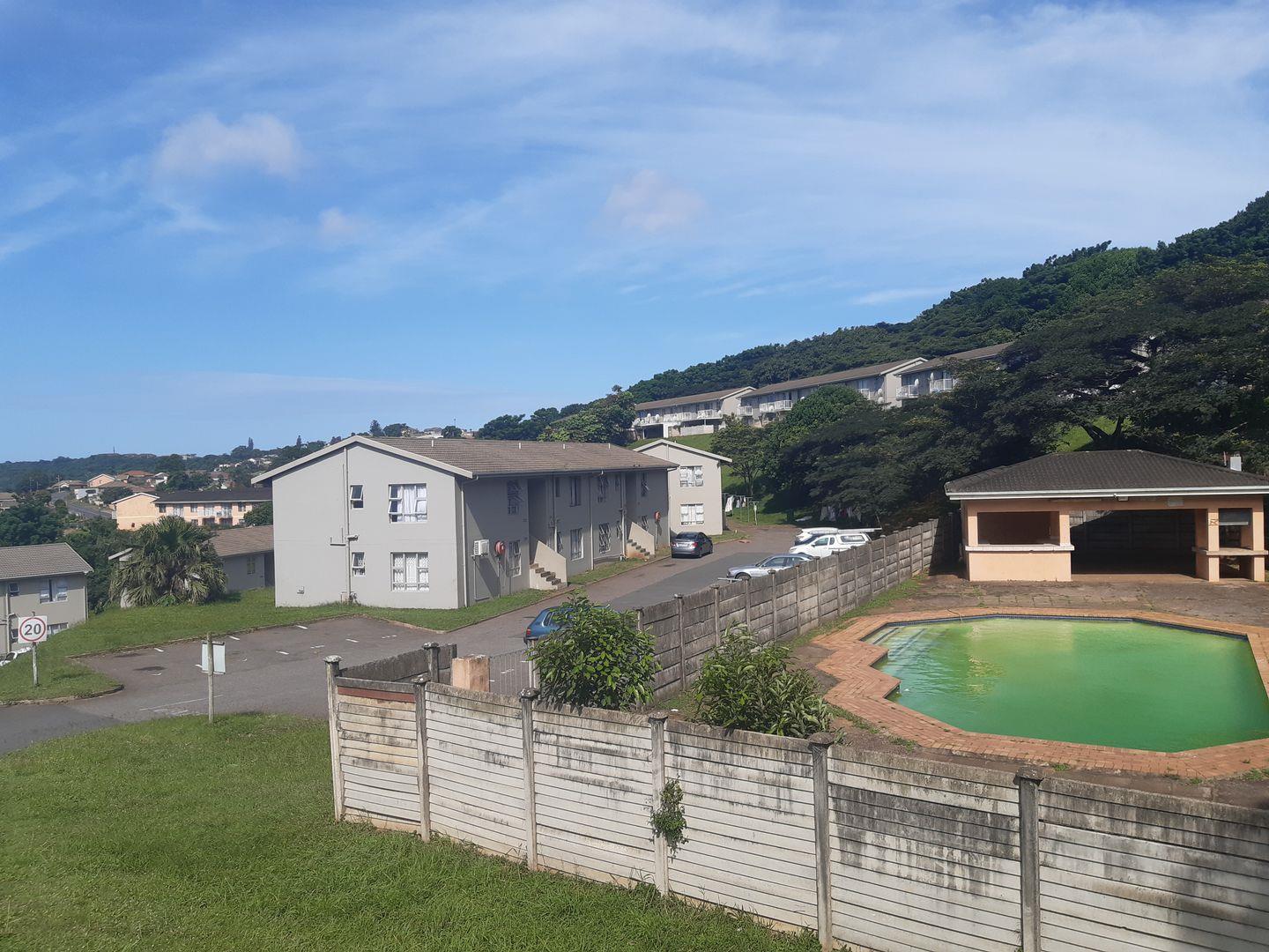 3 Bedroom Apartment / flat for sale in Montclair P24114013458