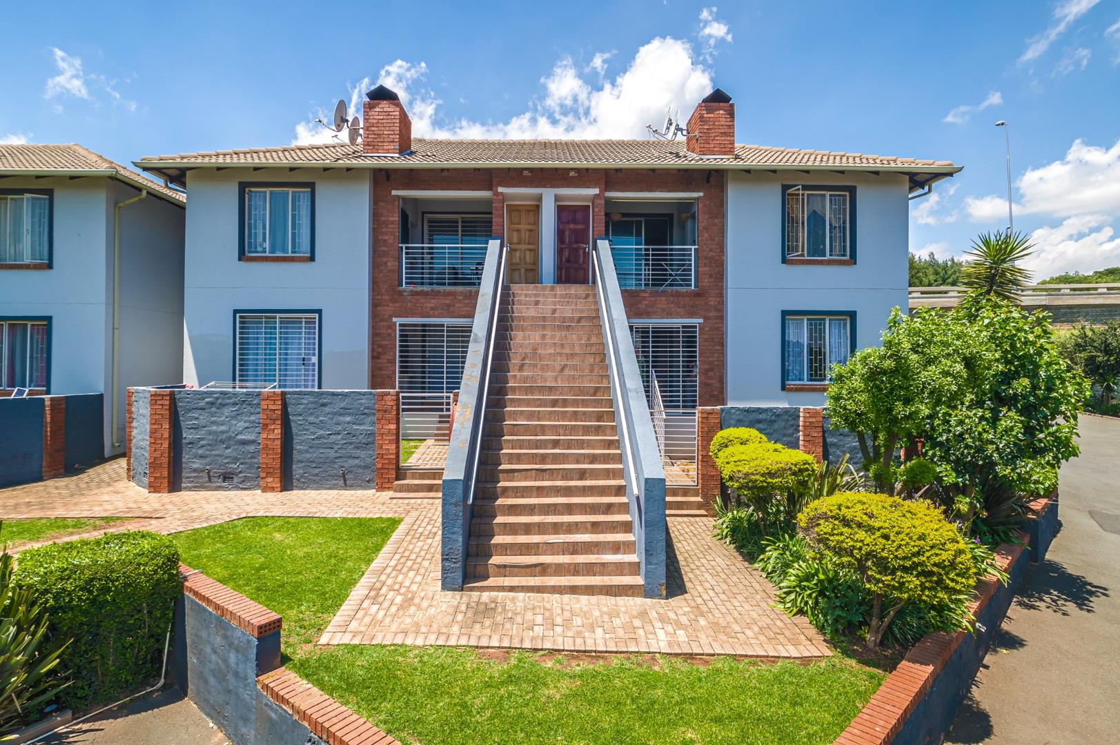 2 Bedroom House for sale in Florida Glen P24114018058