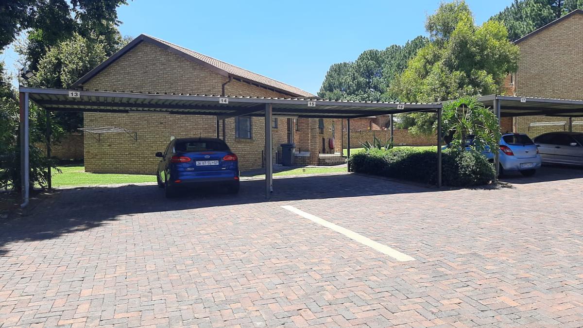 Allen's Nek Property Apartments / flats to rent in Allen's Nek