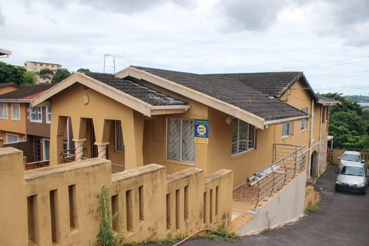 4 Bedroom House for sale in Newlands East P24114020732