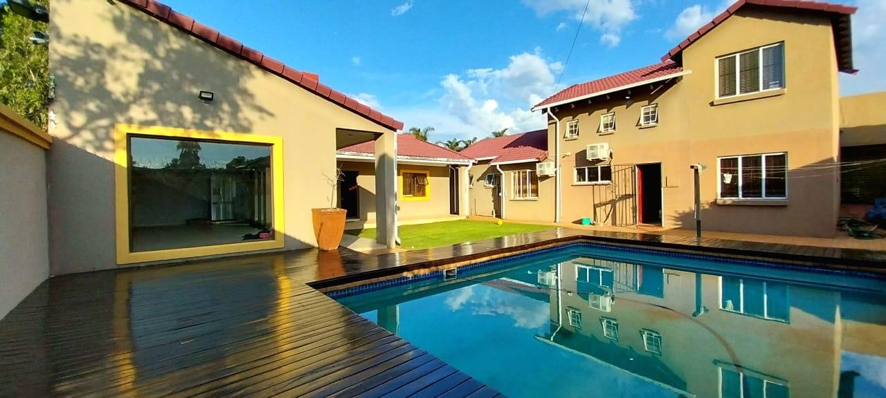 3 Bedroom House for sale in Ormonde P24114022259