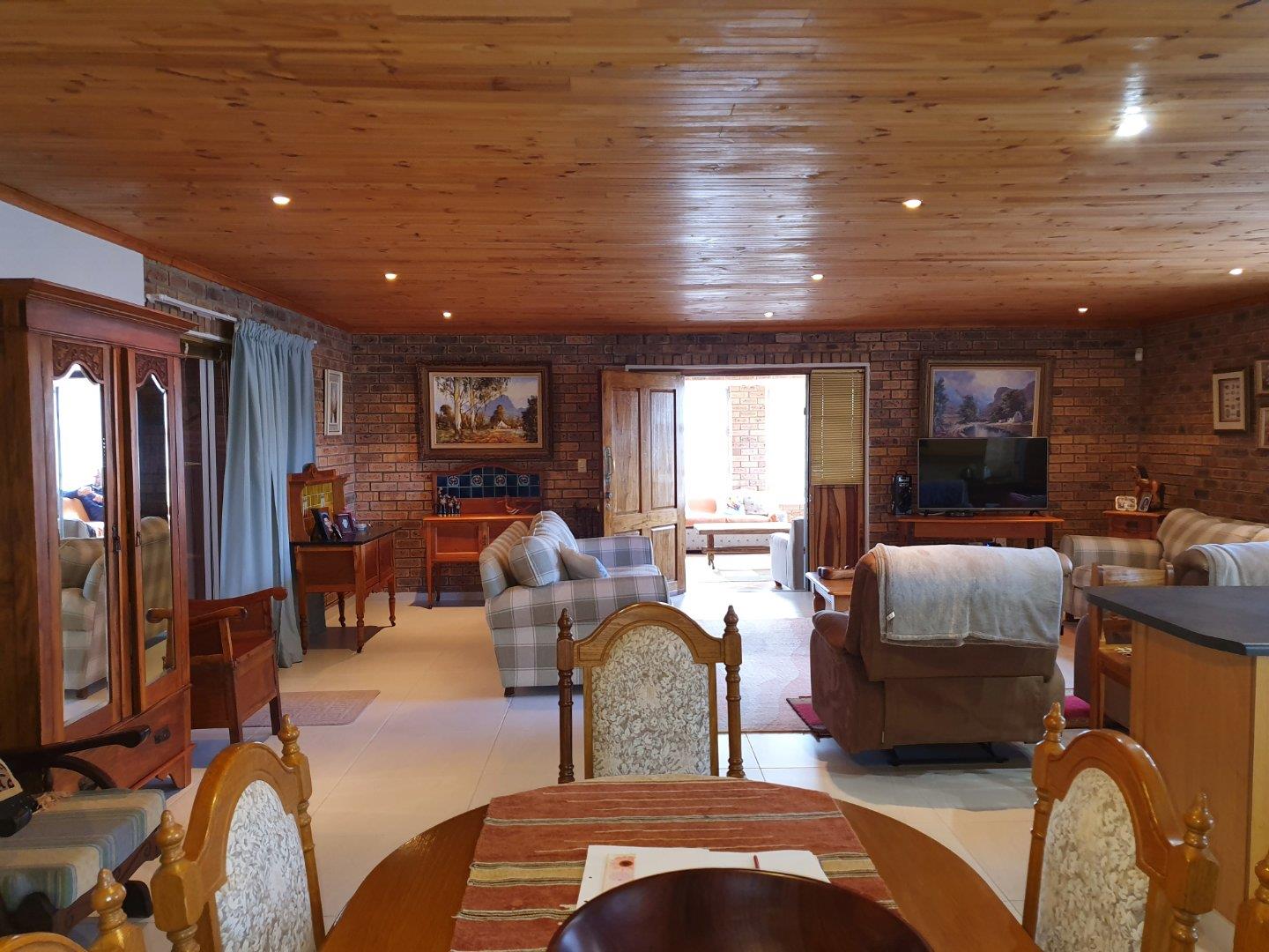 West Coast Property Houses to rent in West Coast