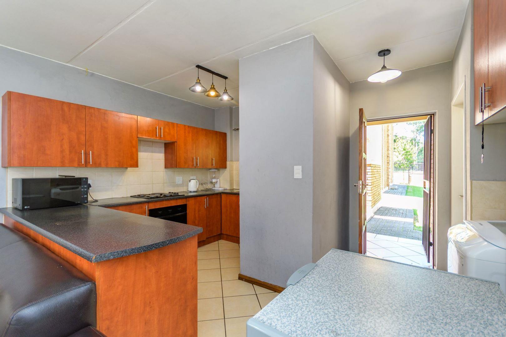 2 Bedroom Apartment / flat for sale in Honeypark 15 Bothma Road P24114022762