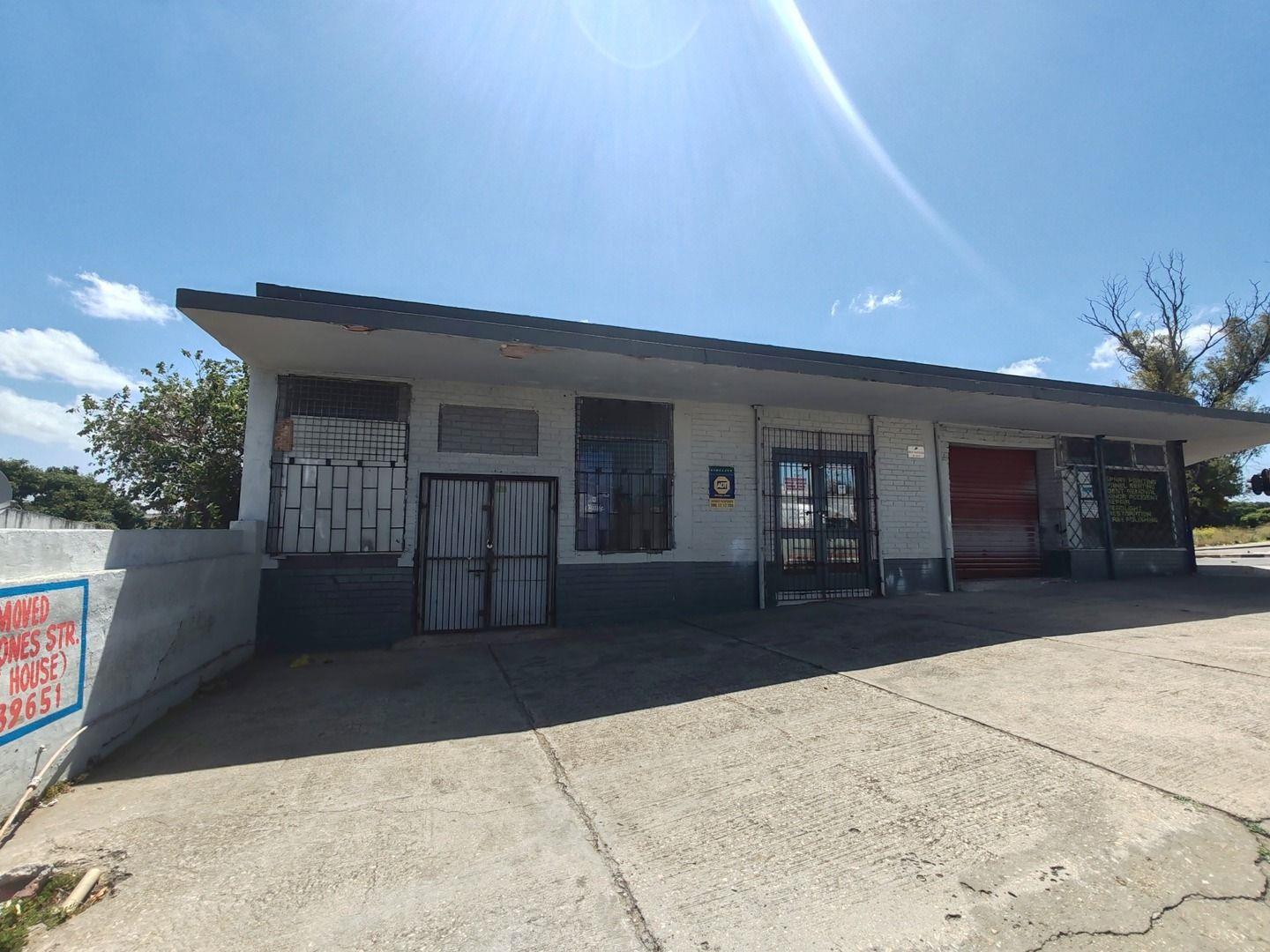 Commercial property for sale in Uitenhage Upper Central 2 Gibbon Street P24114024063