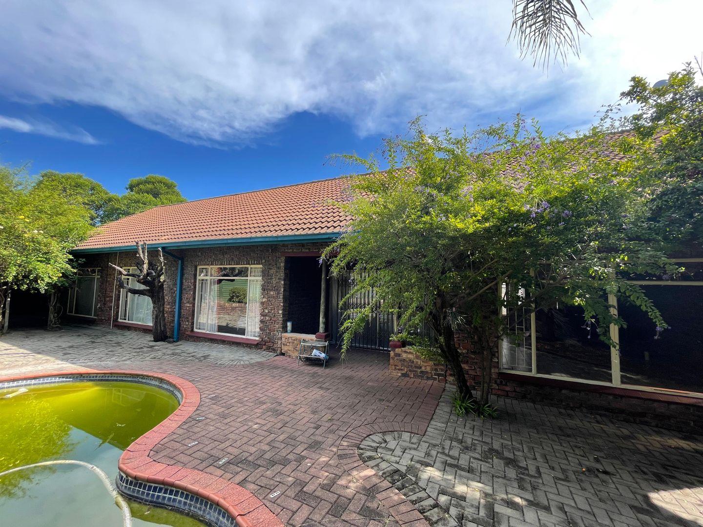 3 Bedroom House for sale in Aviary Hill P24114025306