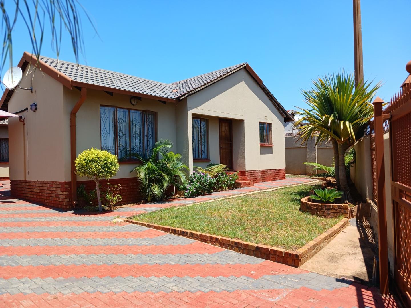 3 Bedroom House for sale in Mabopane Unit M 6314 Peba Street P24