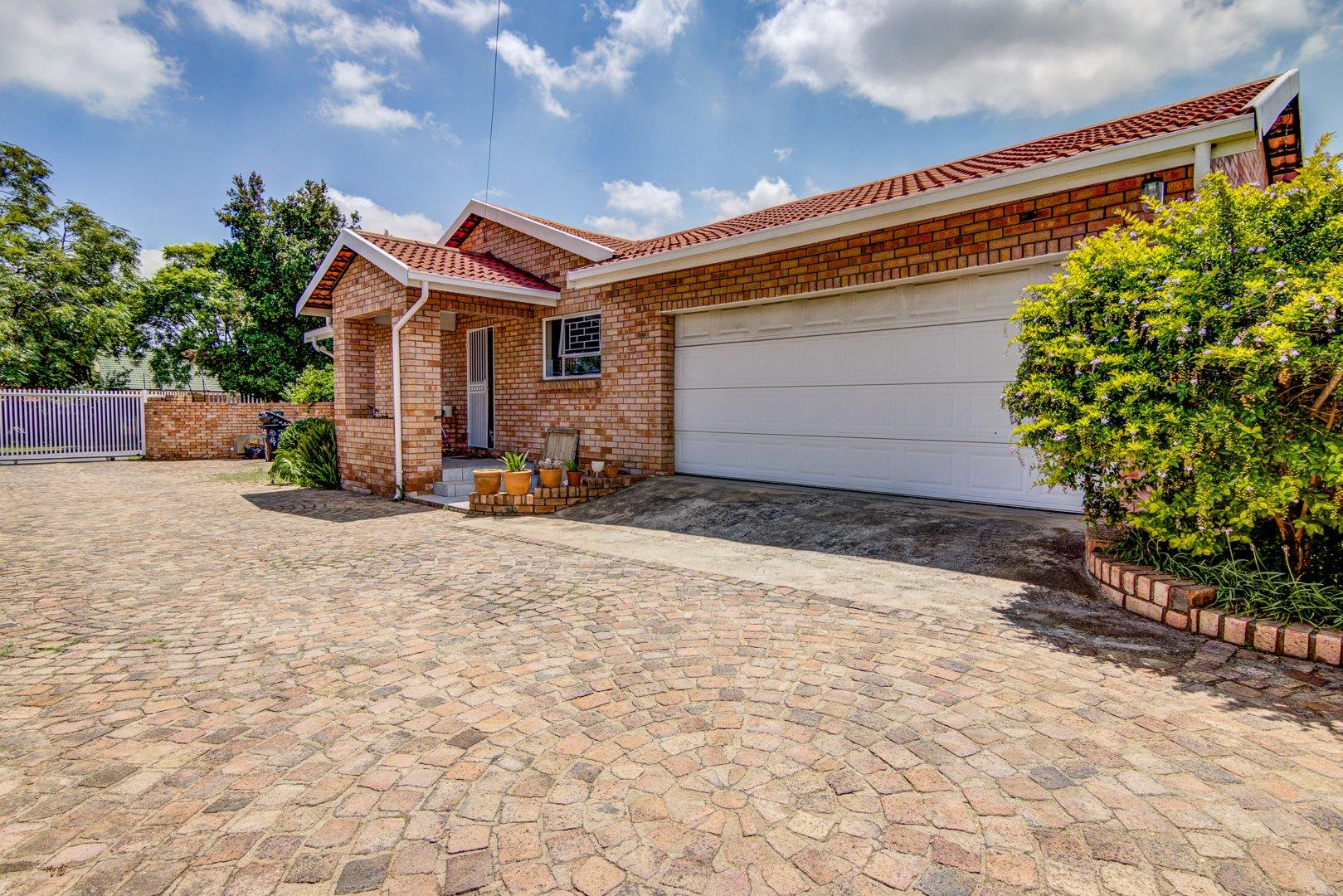 Nimrod Park Property Property and houses for sale in Nimrod Park