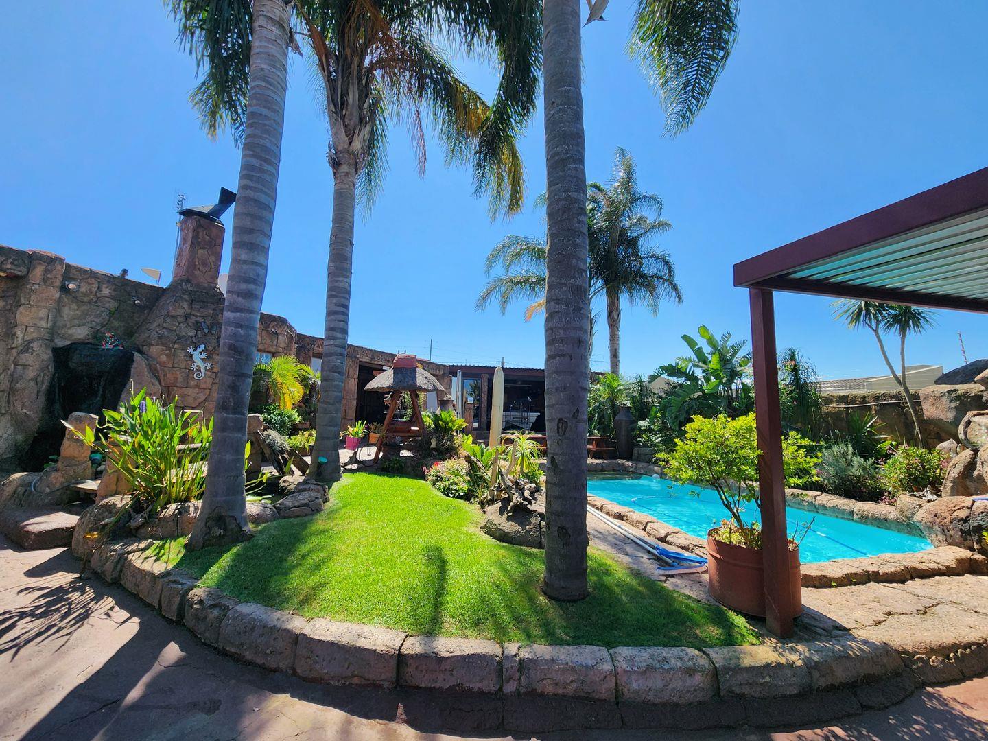 12 Bedroom House for sale in Fort Gale P24114027696