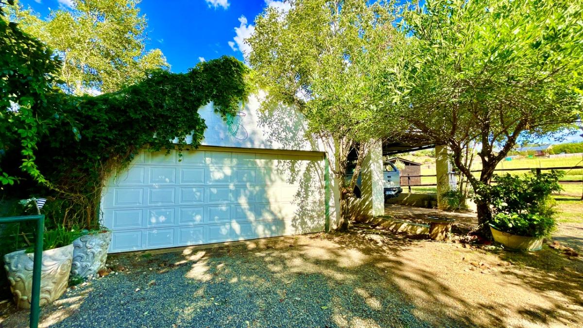 5 Bedroom House for sale in Blue Saddle Ranches 191 Canyon Circle