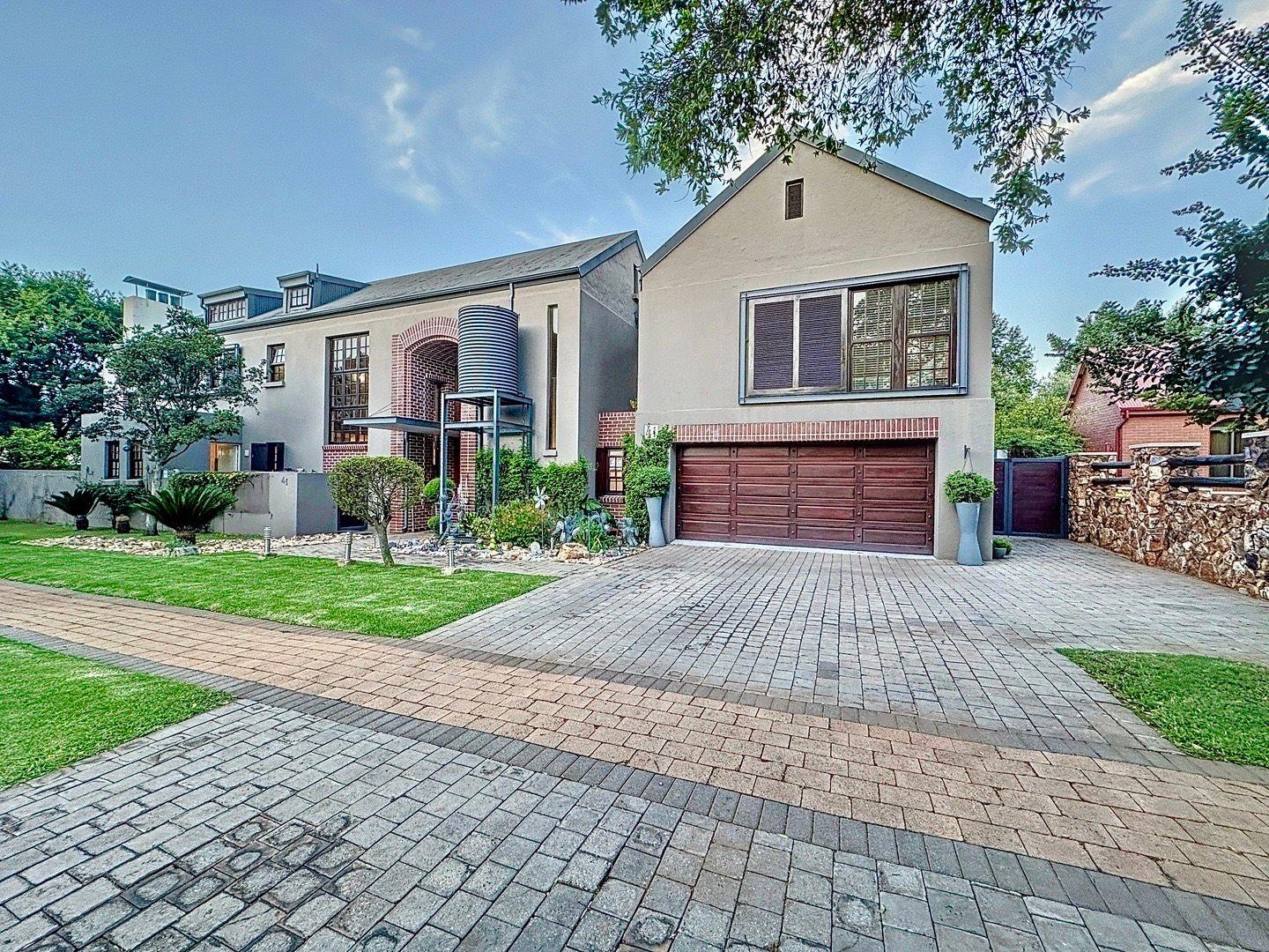 4 Bedroom House for sale in Southdowns Estate P24114031452