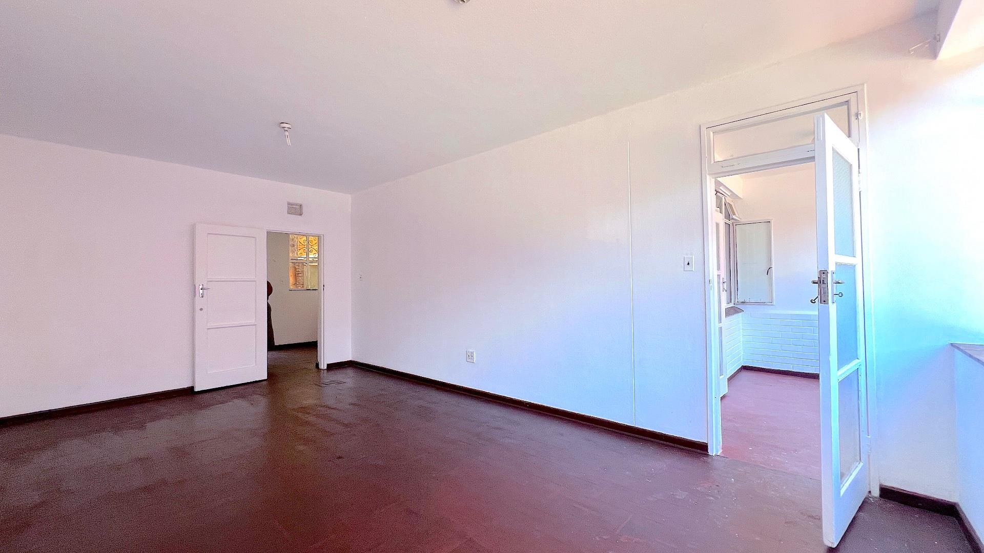 1.5 Bedroom Apartment / flat for sale in Sunnyside 492 Leyds Street