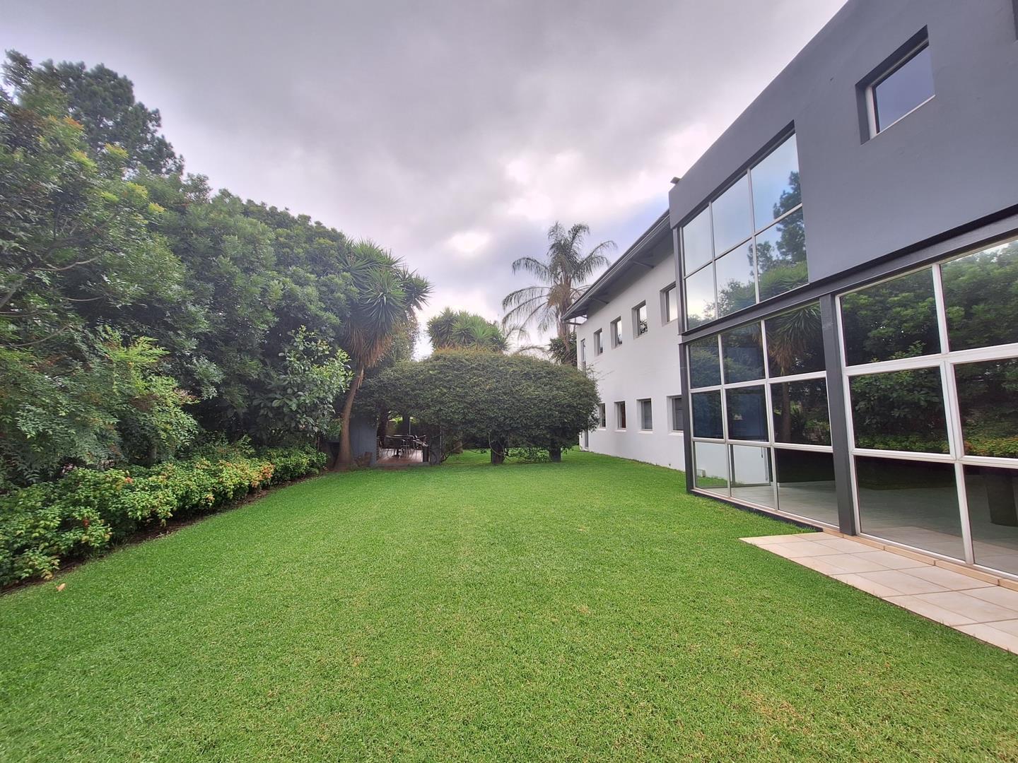 Commercial property to rent in Lyme Park P24114031974