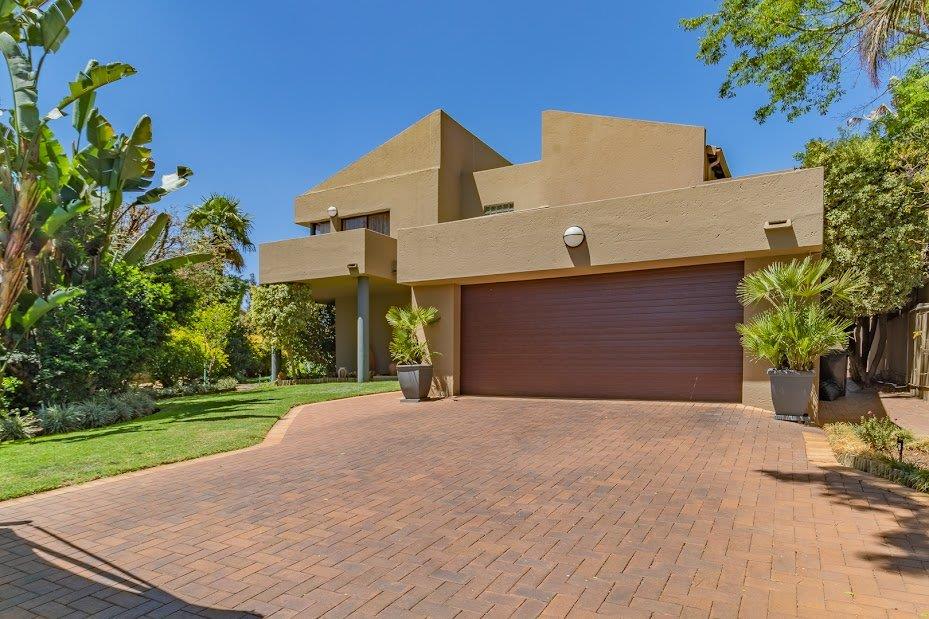 Dowerglen Property Property and houses for sale in Dowerglen