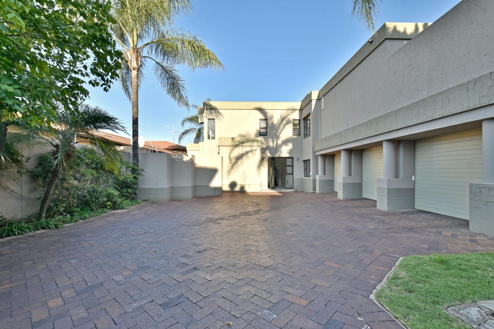 4 Bedroom House for sale in Morningside P24114032634