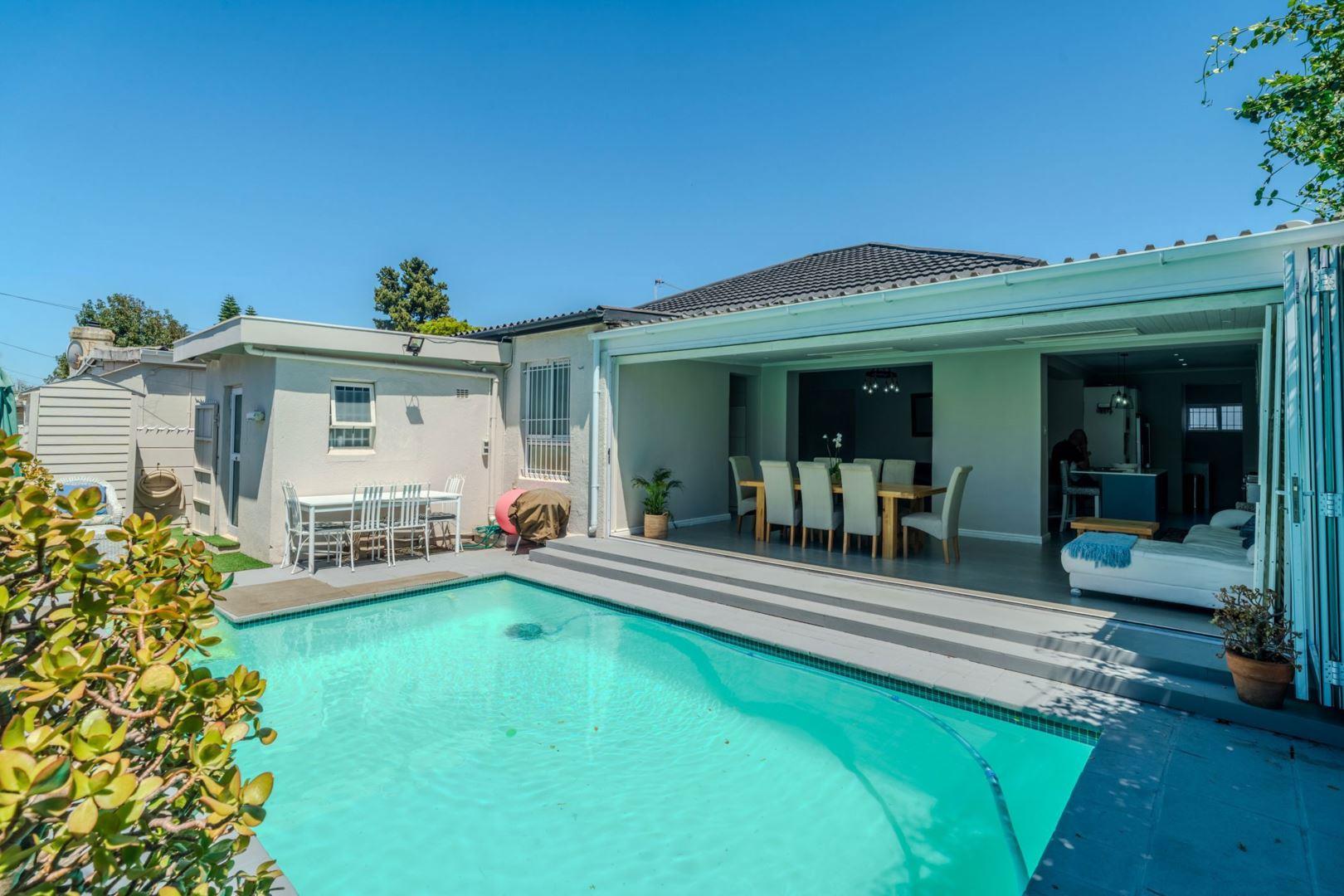 Claremont, Cape Town Property Houses for sale in Claremont, Cape Town