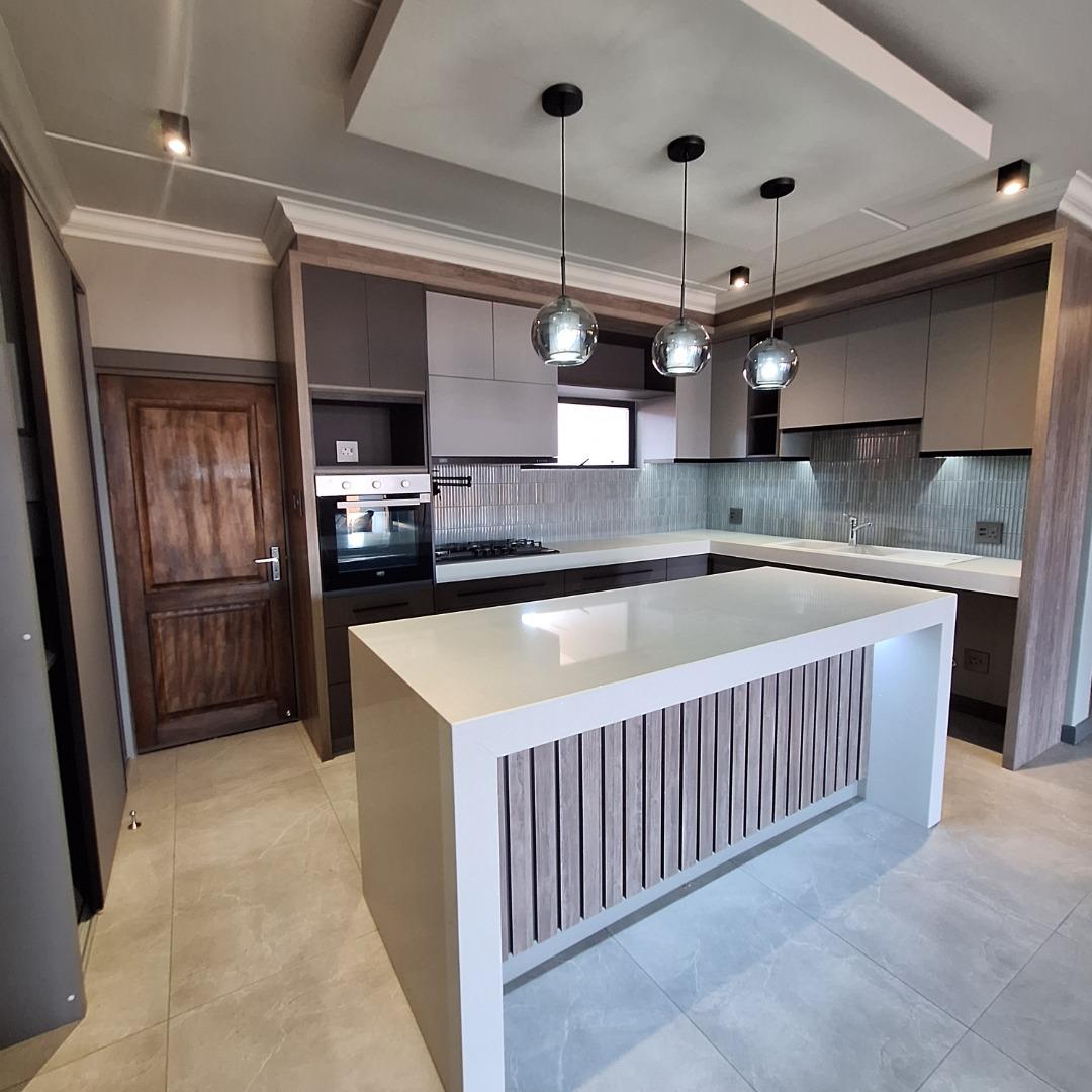 3 Bedroom Townhouse for sale in El Toro Park Mac Dougall Unit 122