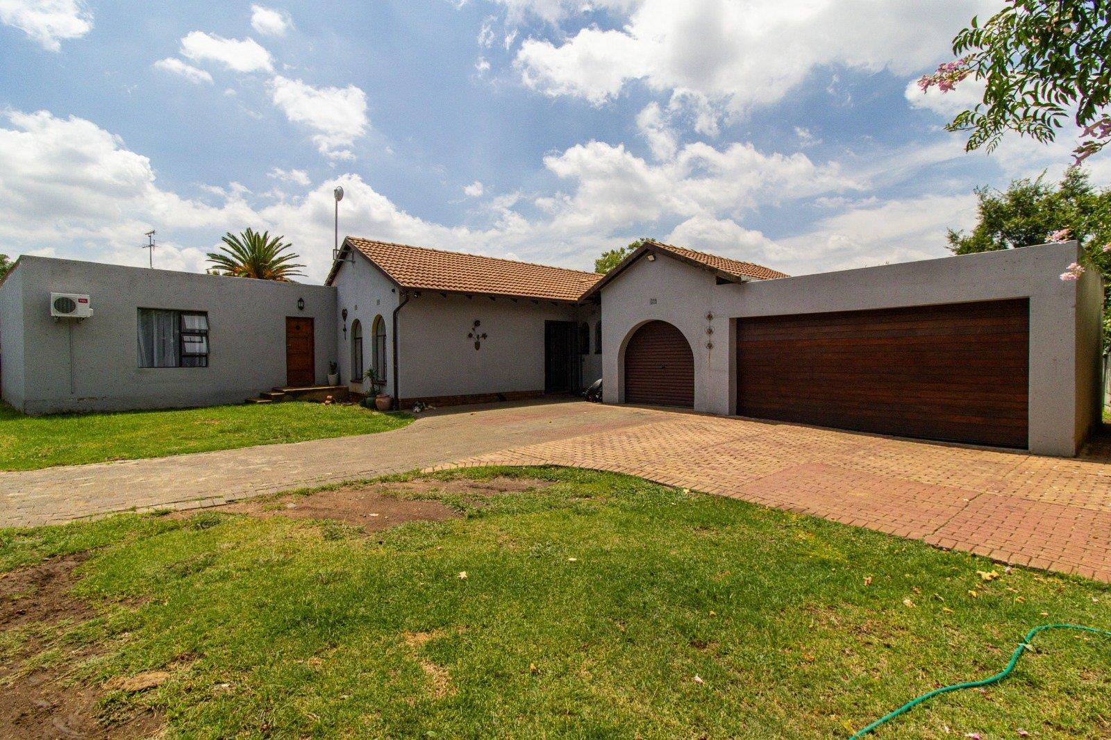 Property and houses for sale in Johannesburg Johannesburg Property