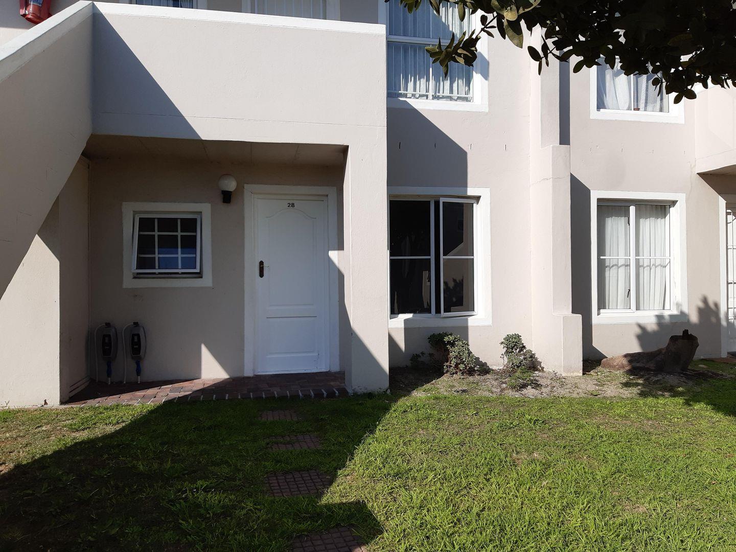 Pinelands, Cape Town Property Apartments / flats for sale in