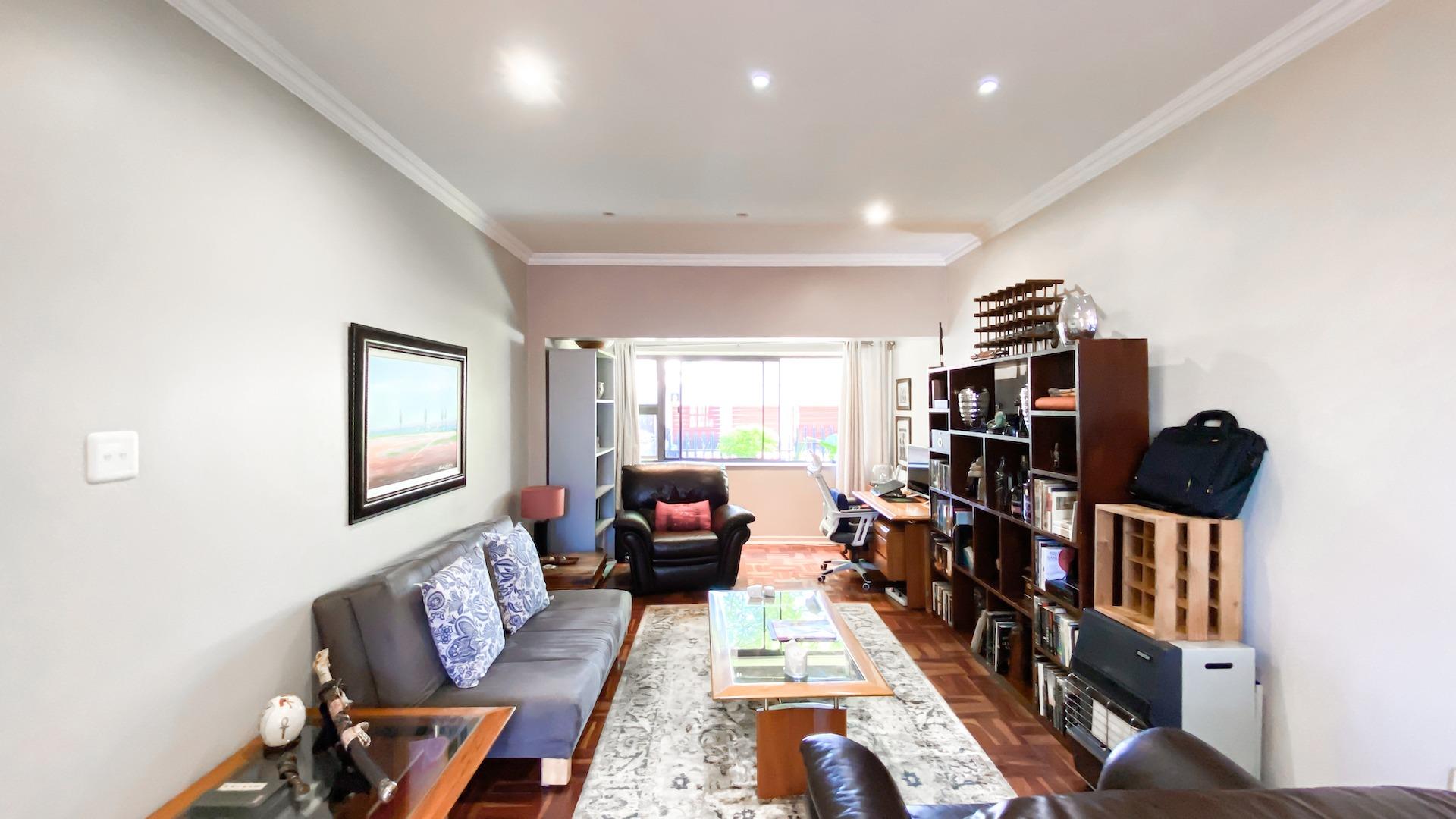 Parkhurst Property Apartments / flats for sale in Parkhurst