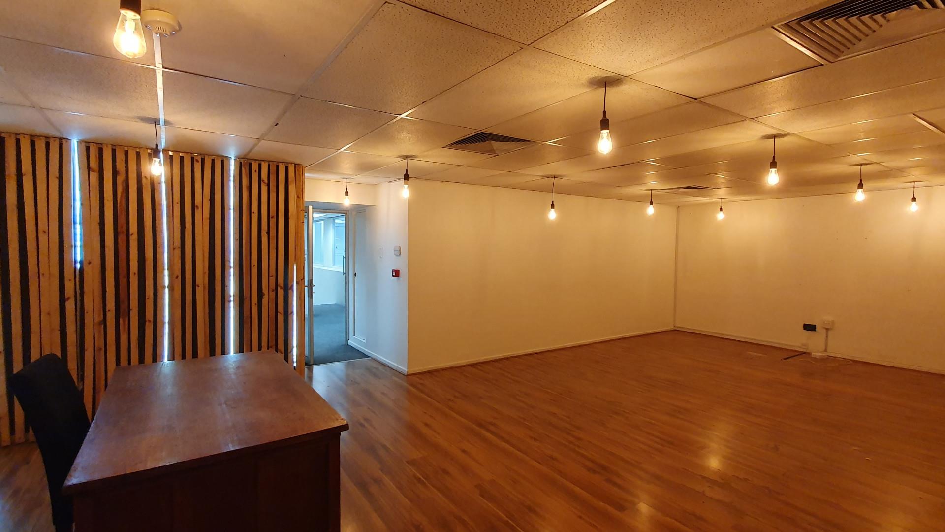 Commercial property to rent in Claremont 17 Protea Rd, Claremont