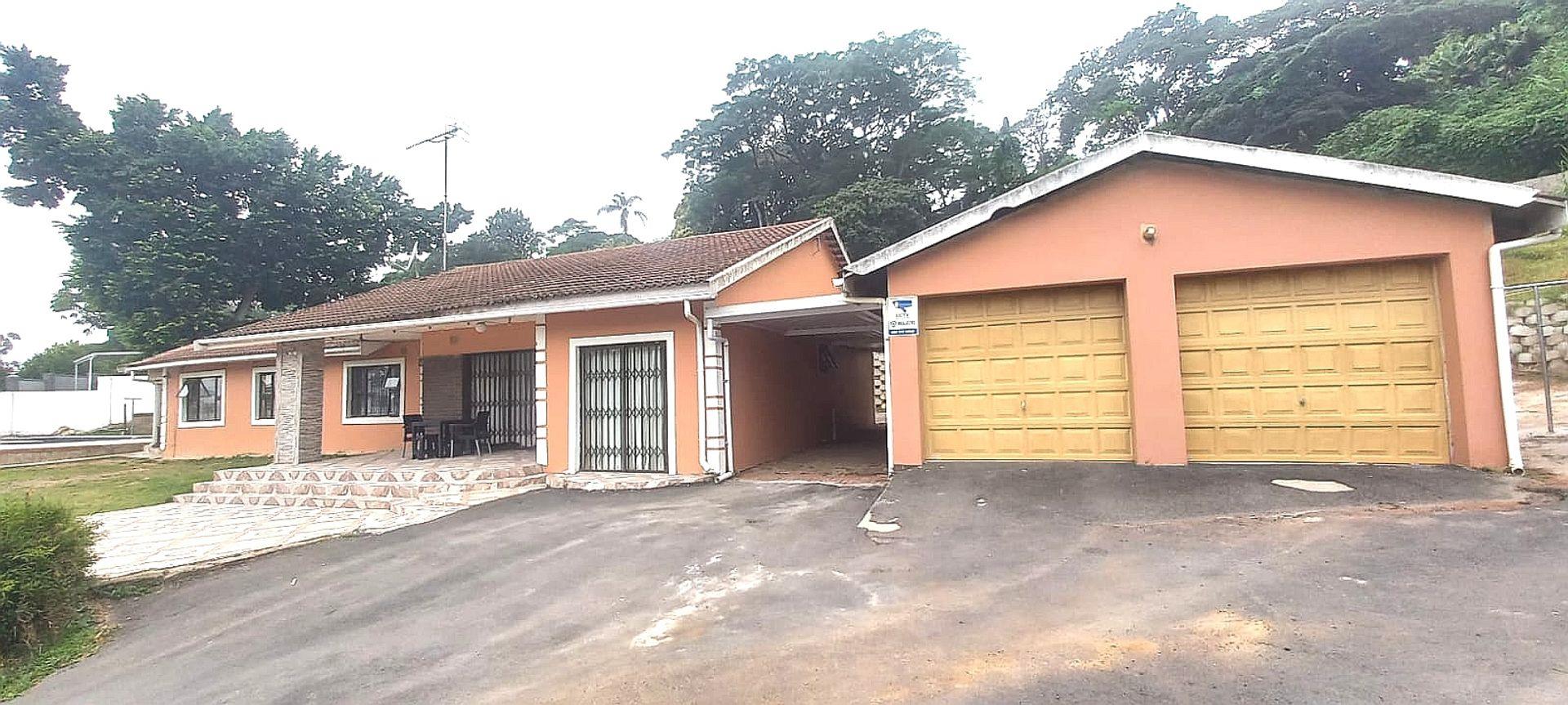 4 Bedroom House for sale in Berkshire Downs P24114035587