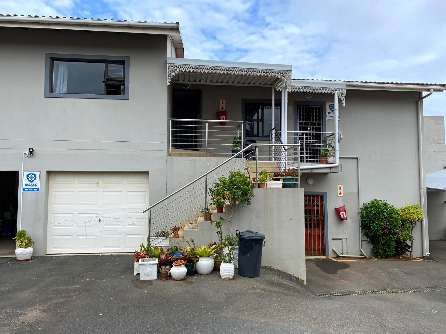 3 Bedroom Apartment / flat for sale in Doonside P24114033894