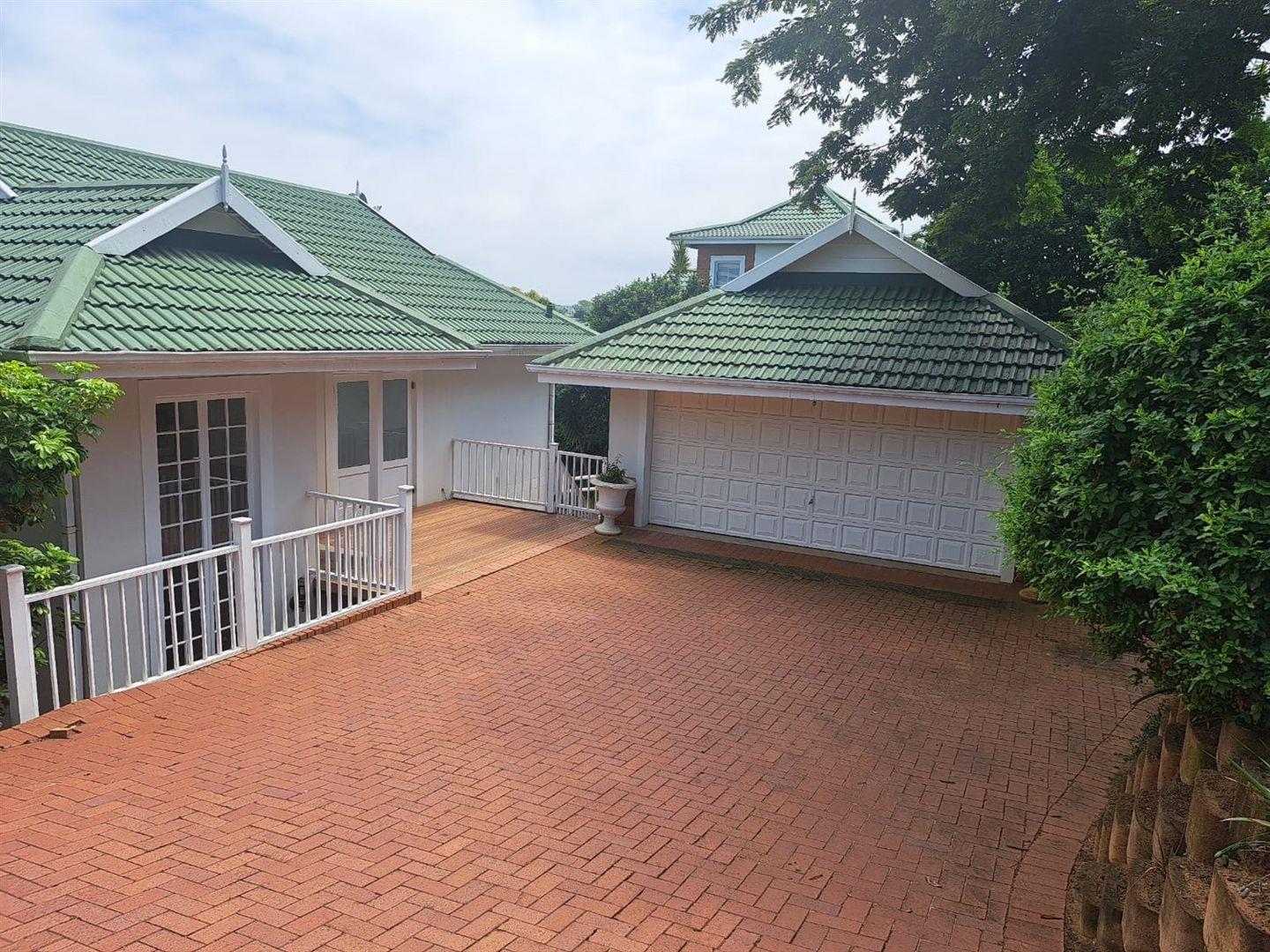 3 Bedroom House for sale in Mount Country Club Estate P24