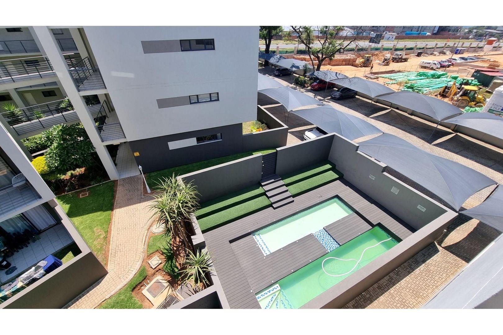 2 Bedroom Apartment / flat for sale in North Riding 57 Isabell Estate, 14 Dexter Road P24