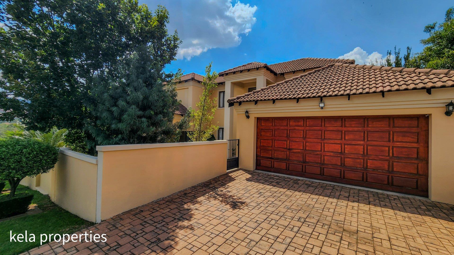 3 Bedroom House for sale in Ruimsig Country Estate P24114037255